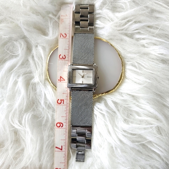 DKNY Watch - Picture 5 of 7